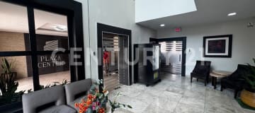 Oficina en venta 246m² en Plaza Center, Kennedy