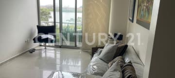 Depto. 107m² en condominio con vista al río - $130K