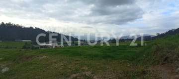 Hermosa esquinera en Valle de los Chillos, vista y tranquilidad