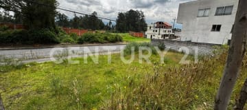Terreno 667m² en Sangolquí - Ideal para bodegas o comercio