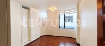 Casa en La Kennedy con 3 dormitorios y ambiente familiar