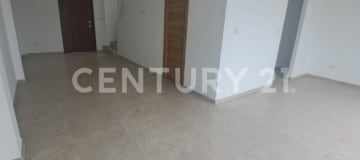 Casa 2 plantas en Vistana 2000 - 162m² - 3 hab + patio