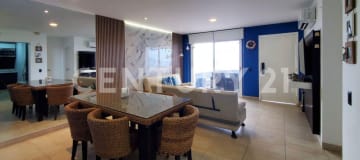 Departamento con piscina en venta en Sur de Manta