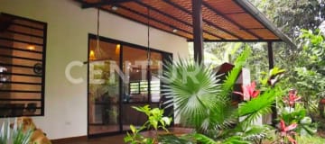 Terreno 7,200m² en Puerto Quito con casa y río