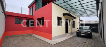 Casa en Fajardo con 4 hab. y cocina con isla