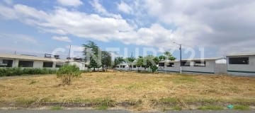 Terreno 1,050m² para centro comercial o urbanización - $211,154