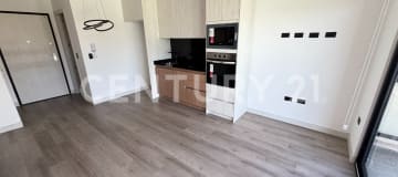 Suite en renta 50m2 con balcón y vista 360° - Seguridad 24h
