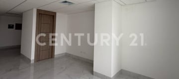 Oficinas en Titanium 1 Samborondón desde $136.001