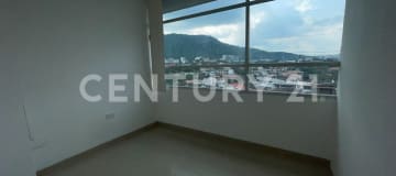 Oficina moderna de 45m² en Ceibos Center I, Guayaquil