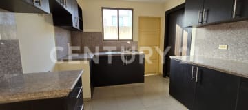 Casa por estrenar en Urb. Mallorca Village con jacuzzi