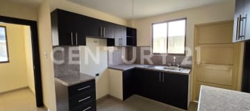 Casa por estrenar en Urb. Mallorca Village con jacuzzi