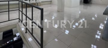 Bodega comercial de 138.6 m² en Bahía Norte, Guayaquil