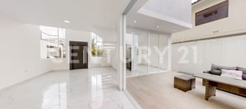 Casa nueva en km 14.5 Av. León Febres Cordero - 3 dormitorios