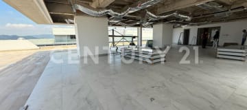 Oficina de 287m2 en Edificio Ágora - Guayaquil. Ubicación prime