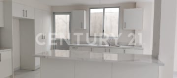 Casa 149m² en urbanización privada con seguridad