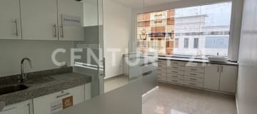 Local comercial 52 m² en Mix Center - Av. Febres Cordero
