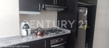 Depto. en Bosmediano: 210m², 3 hab. + 2 parqueos y bodega