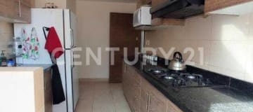 Departamento 121m², 3 dormitorios y parqueadero en Eloy Alfaro