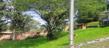VENTA TERRENO EN CONJUNTO PRIVADO, 602 m² Con D.P.H. TUMBACO. Gi.B_Aqt