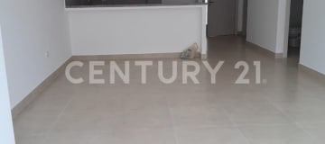 Depto estreno 10° piso: 3 hab, 2 baños, AC, cocina equipada y 2 estacionamientos