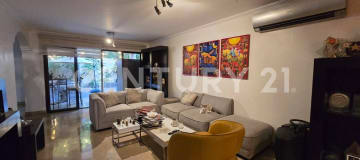 Casa 235m² en Ceibos Norte con jacuzzi, BBQ y seguridad 24/7