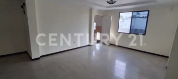 Depto. 2do piso en Simón Bolívar, 2 dorms, USD 340/mes