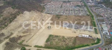 Terreno 1 ha en La Aurora con proyección comercial y uso mixto