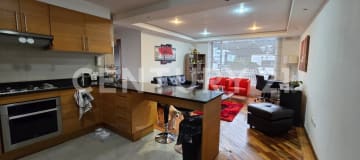 Suite amplia en Quito Tenis con 3 parqueaderos y jacuzzi