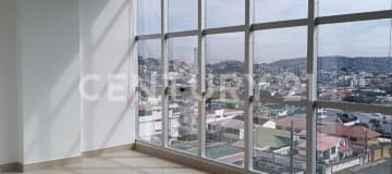 Oficina premium 65.79m² en 100 Olivos Parc con vista y parqueo