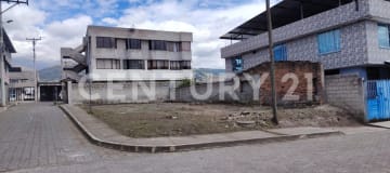 Terreno en Guamaní ideal para negocios o almacenamiento