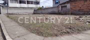Terreno en Guamaní ideal para negocios o almacenamiento