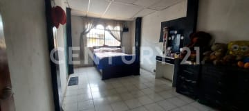 Casa amplia en venta en Sur de Guayaquil