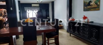 Casa amplia en venta en Sur de Guayaquil