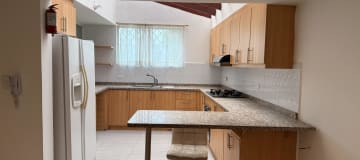 VENTA Casa 300 m2, 5 dormitorios, San Isidro del Inca