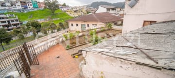 Antiguo Hotel Colonial en Venta - Centro Histórico de Quito