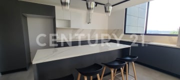 Depto 3 dorms, 175m2 con parqueos y bodega