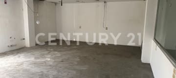 Oficina 150m² frente a City Mall - 1er piso alto - Alquiler