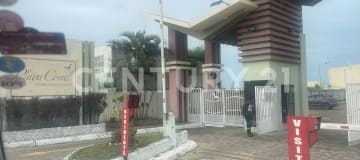 Casa 140m²: 3 habs, 2 baños, 10 años antigüedad