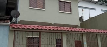 SE VENDE CASA RENTERA EN SAMANES 2 VIA PRINCIPAL