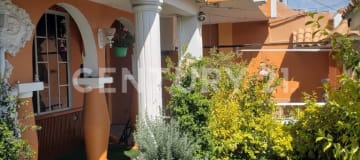 Propiedad 648m²: 3 suites + 2 deptos - Ideal para alquiler