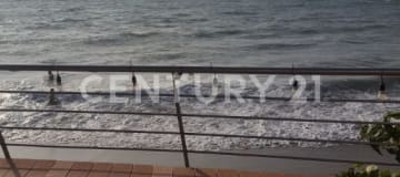 Depto. 100m² en Tonsupa: 2 dorms, vista al mar, amoblado