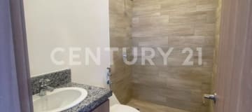 Depto. 2 hab. en Punta Esmeralda con patio y parqueo privado