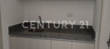 Oficina en Ceibos, 69m² + parqueo - Excelente vista