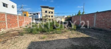 Terreno Lote con piscina en venta en Sur de Manta