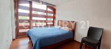 Casa esquinera en Prados del Río, Sangolquí - 5 dormitorios
