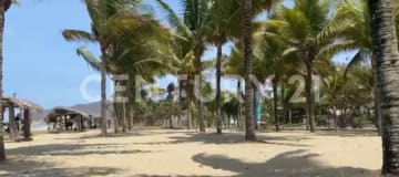 Terreno en Malecón Puerto López - Ideal hotel o vivienda