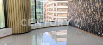 Oficina corporativa 135 m² en República del Salvador, Quito