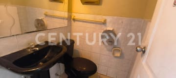 Local 60m² en Urdesa - Ideal para oficina o emprendimiento