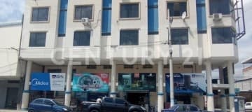 Local comercial en zona céntrica de Portoviejo - 199m²