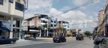 Local comercial en zona céntrica de Portoviejo - 199m²